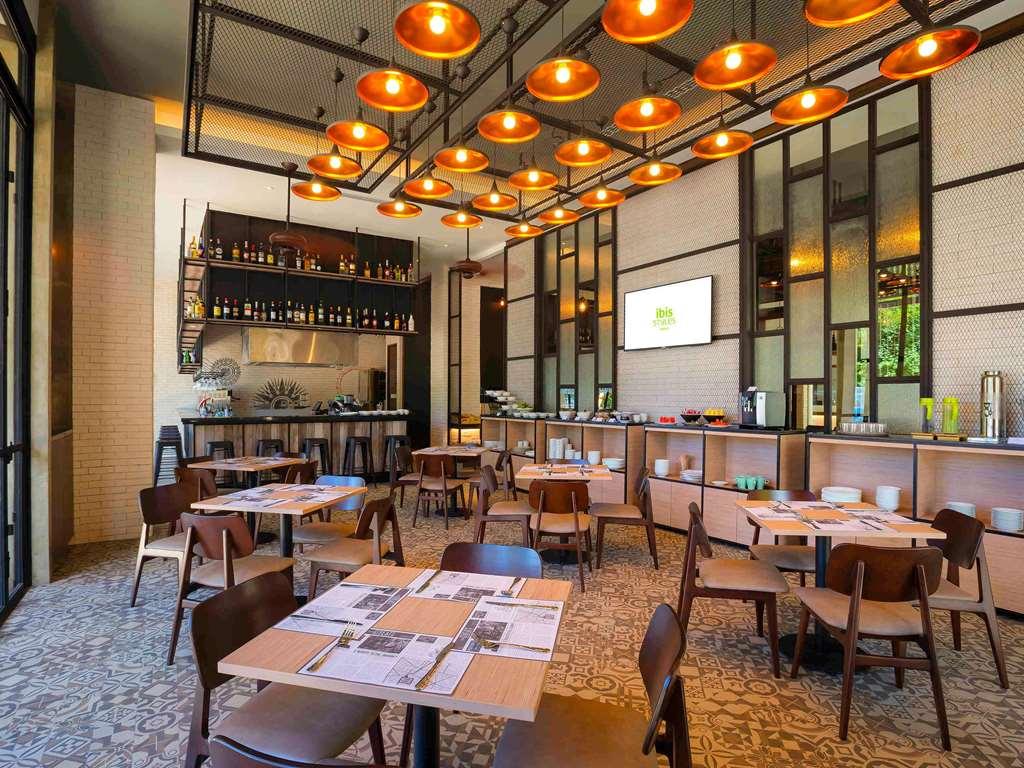 Ibis Styles Siem Reap Hotell Restaurant bilde